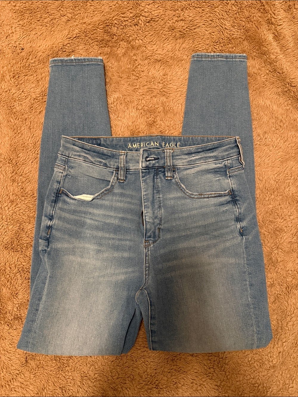 American Eagle Outfitters Women's Faded Light Blue Skinny Jeans